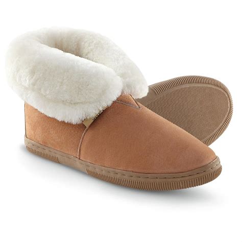 shearling slippers women's.